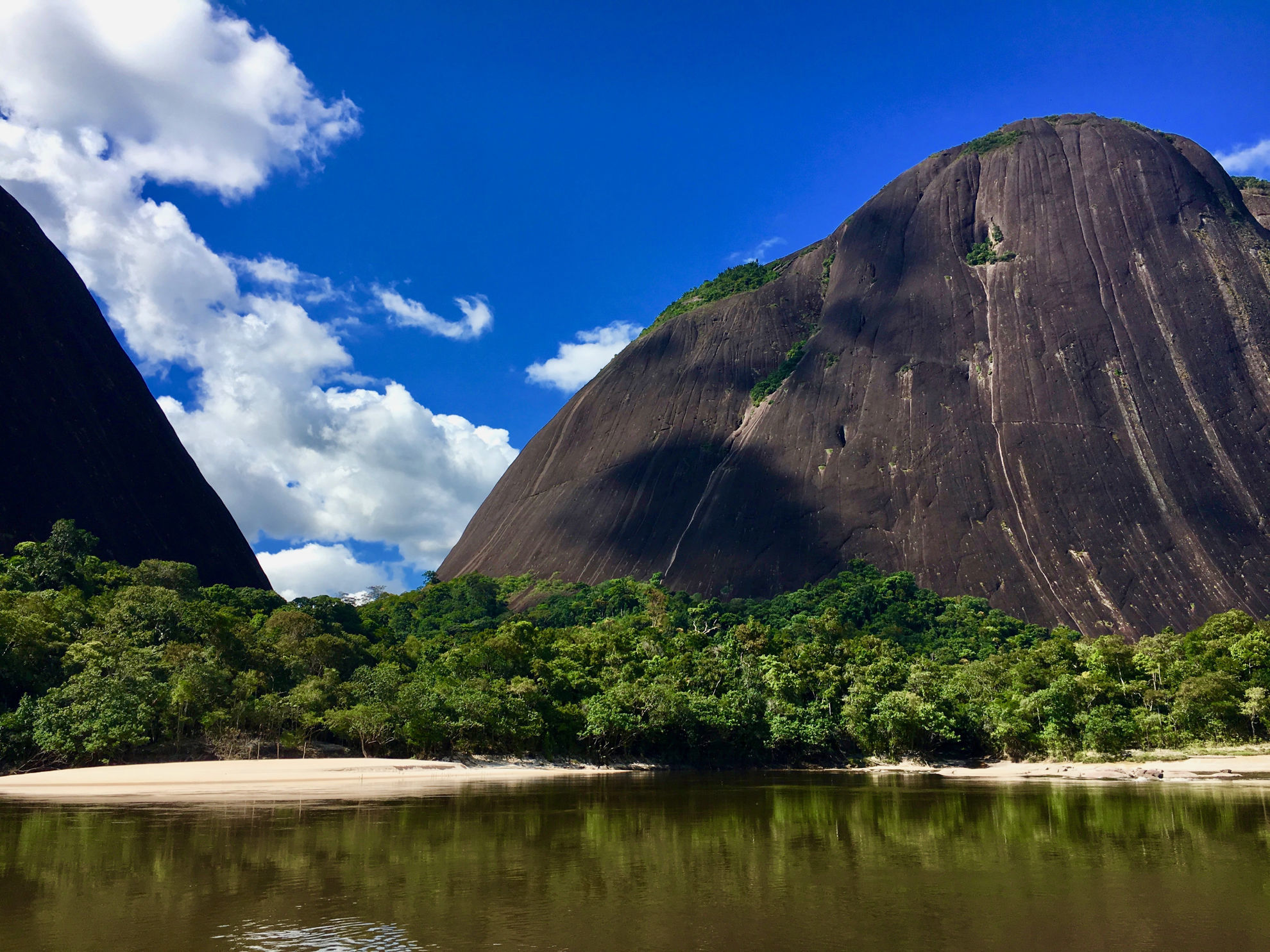 Cerros de Mavecure © Steve Hilty